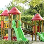 Ferienpark Garden Village Con Piscina, Riservata E Parcheggio Sirolo