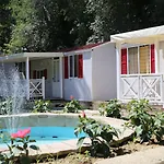 Ferienpark Garden Village Con Piscina, Riservata E Parcheggio Sirolo
