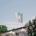 Garden Village Con Piscina, Riservata E Parcheggio Ferienpark Sirolo