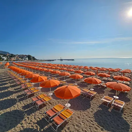 Parco vacanze Garden Village Con Piscina, Riservata E Parcheggio 3*