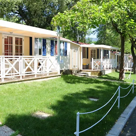 База отдыха Garden Village Сироло