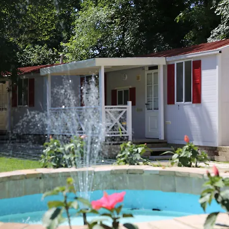 Garden Village Con Piscina, Riservata E Parcheggio Parco vacanze 3*