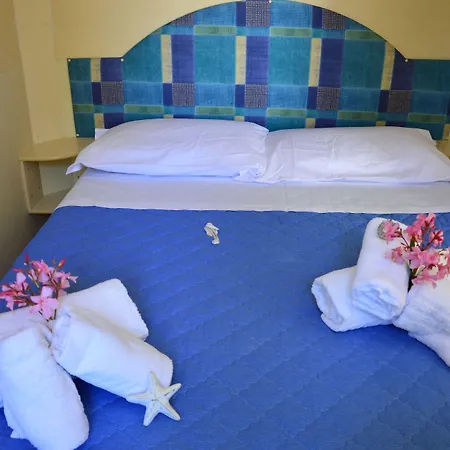 绿色花园村旅馆 锡罗洛