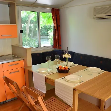 Garden Village Sirolo