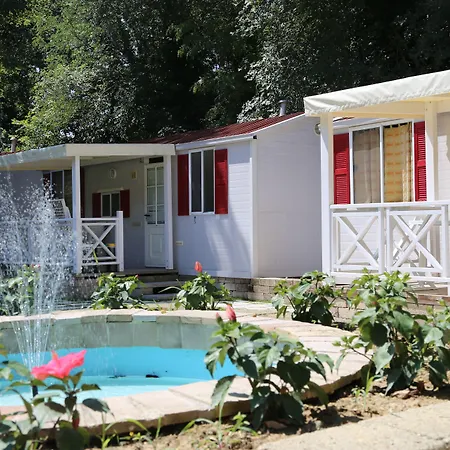 Parco vacanze Garden Village Con Piscina, Riservata E Parcheggio Sirolo
