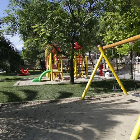 Parco vacanze Garden Village Con Piscina, Riservata E Parcheggio Sirolo