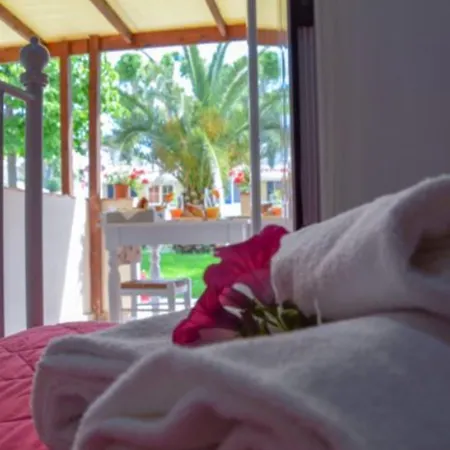 绿色花园村旅馆 锡罗洛