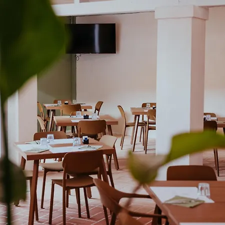 Garden Village Con Piscina, Riservata E Parcheggio Sirolo