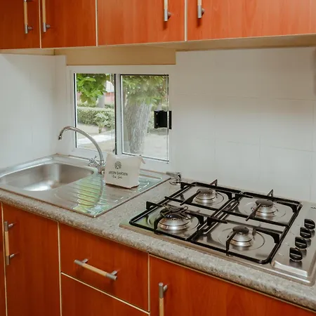 Garden Village Con Piscina, Riservata E Parcheggio Parco vacanze