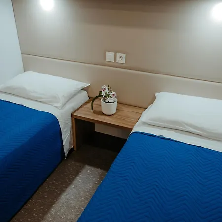 Parco vacanze Garden Village Con Piscina, Riservata E Parcheggio 3*