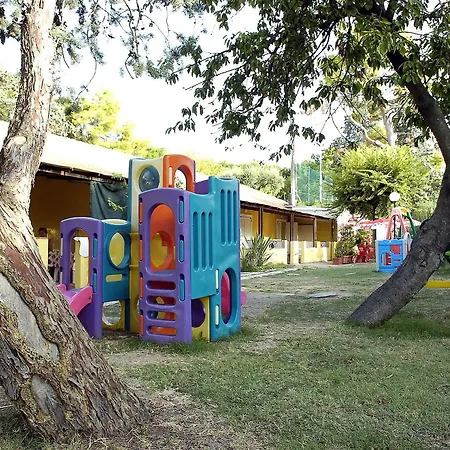 Garden Village 3* Сироло