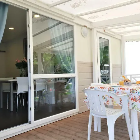 Garden Village Con Piscina, Riservata E Parcheggio Parco vacanze 3*