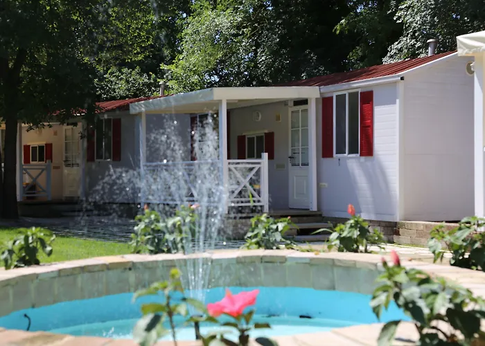 Garden Village Parco vacanze 3*