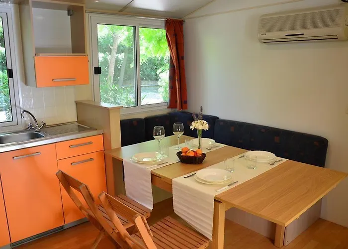 Garden Village Sirolo