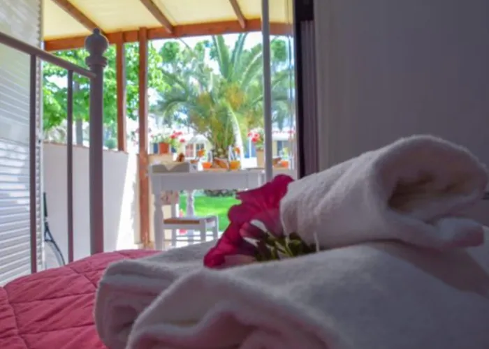 Garden Village Sirolo